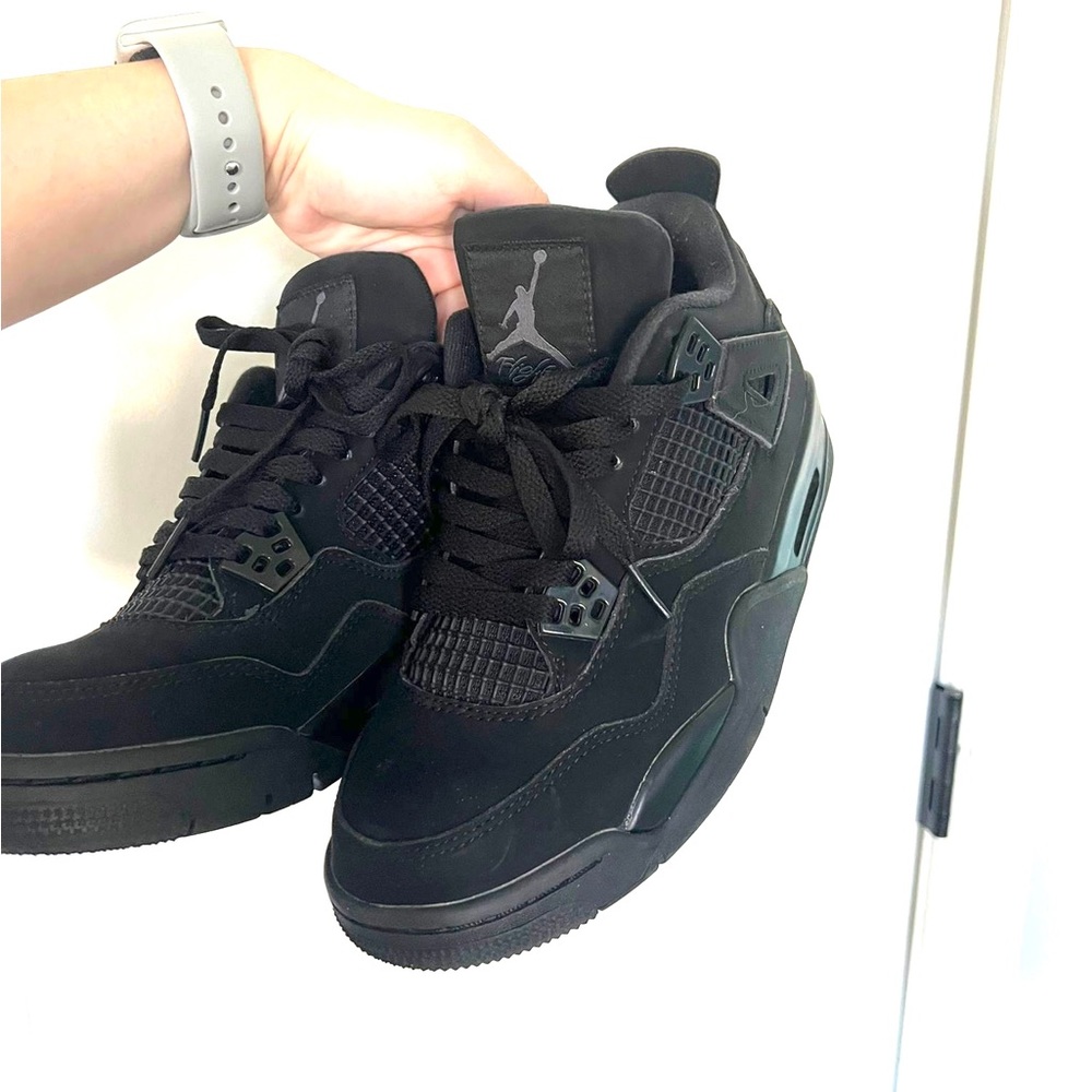 Air Jordan 4 Retro - Picture 2 of 8